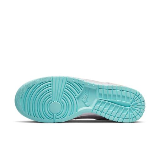 Dunk Low SE ‘Barber Shop – Grey’ DH7614-500
