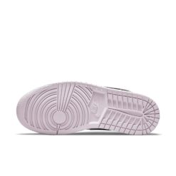 (WMNS) Air Jordan 1 Mid 'Barely Rose' BQ6472-500