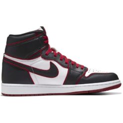 Air Jordan 1 Retro High OG 'Bloodline' 555088-062