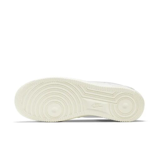 Nike Air Force 1 Low 'Valentine's Day 2021' DD7117-100