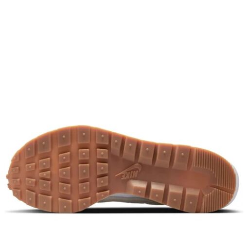 Nike x sacai VaporWaffle 'Sail Gum' DD1875-100