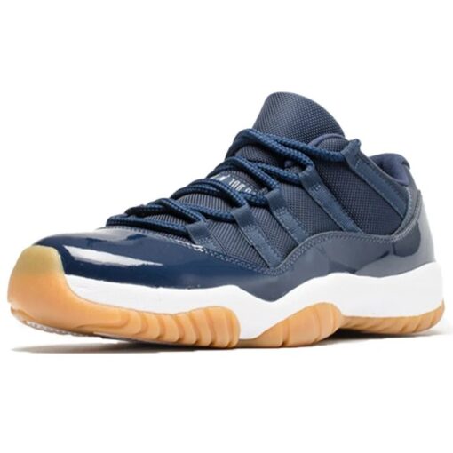 Air Jordan 11 Retro Low 'Navy Gum' 528895-405