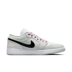(WMNS) Air Jordan 1 Low SE 'Barely Green' CZ0776-300