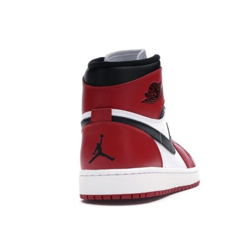 Air Jordan 1 Retro High 'Chicago' 2013 332550-163