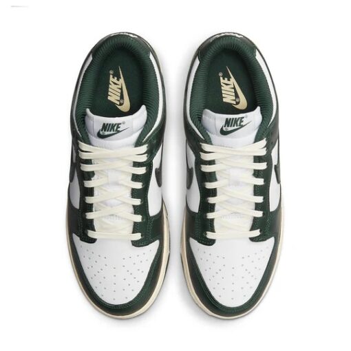 (WMNS) Nike Dunk Low 'Vintage Green' DQ8580-100