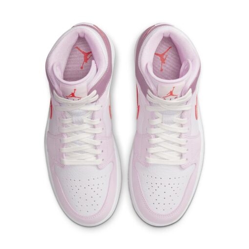 (WMNS) Air Jordan 1 Mid 'Valentine's Day' DR0174-500