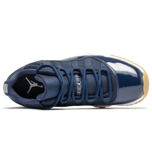Air Jordan 11 Retro Low 'Navy Gum' 528895-405