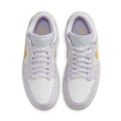 (WMNS) Air Jordan 1 Low 'Barely Grape' DC0774-501