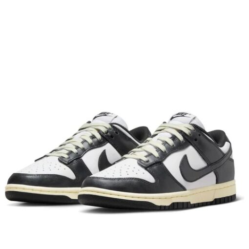 (WMNS) Nike Dunk Low 'Vintage Panda' FQ8899-100