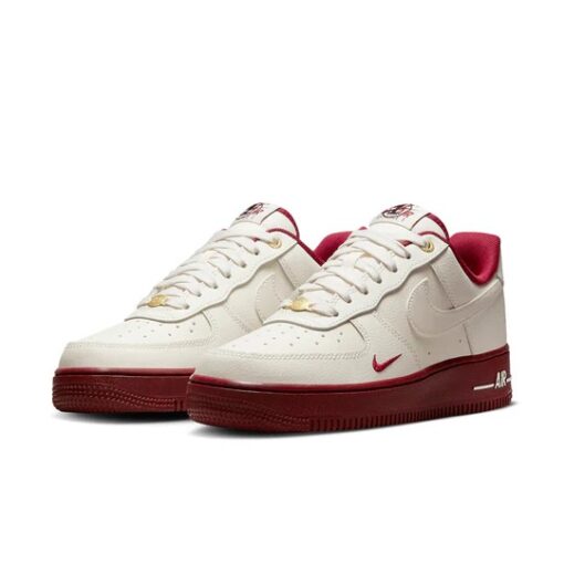(WMNS) Nike Air Force 1 '07 SE '40th Anniversary - Sail Team Red' DQ7582-100