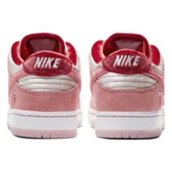 Nike x StrangeLove SB Dunk Low 'Valentine's Day' CT2552-800