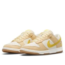 (WMNS) Nike Dunk Low 'Lemon Drop' DJ6902-700