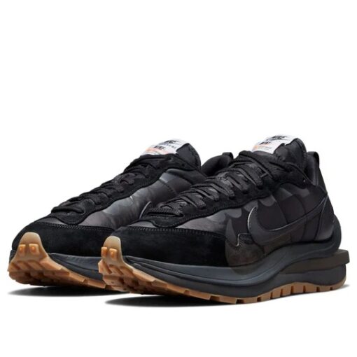 Nike x sacai VaporWaffle 'Black Gum' DD1875-001