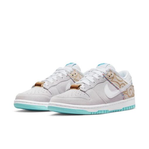 Dunk Low SE ‘Barber Shop – Grey’ DH7614-500
