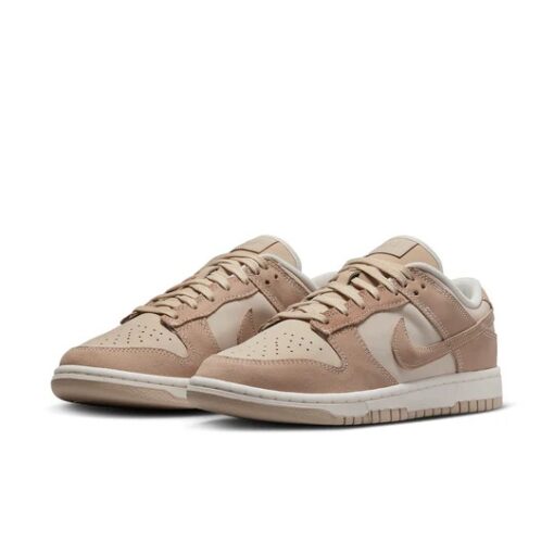 (WMNS) Nike Dunk Low SE 'Sand drift' FD0873-126