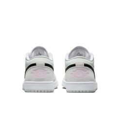(WMNS) Air Jordan 1 Low SE 'Barely Green' CZ0776-300