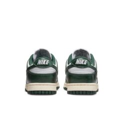 (WMNS) Nike Dunk Low 'Vintage Green' DQ8580-100