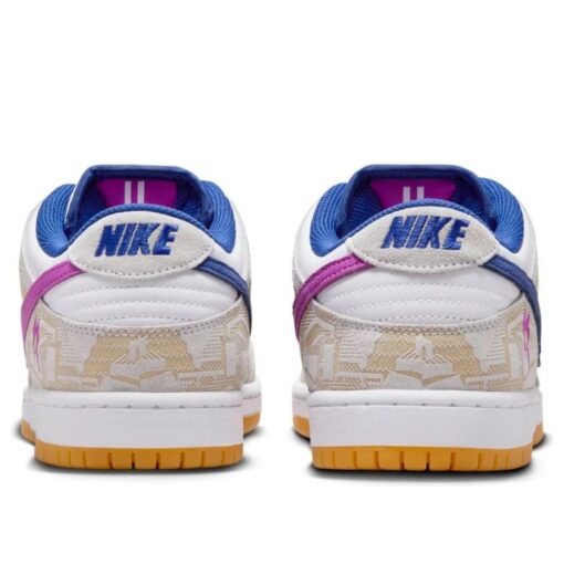 Nike SB Dunk Low 'Rayssa Leal' FZ5251-001
