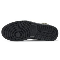 Air Jordan 1 Retro High OG 'Black Metallic Gold' 555088-032