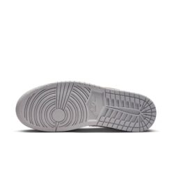 Air Jordan 1 Low SE 'Legend Light Brown' HF1567-200