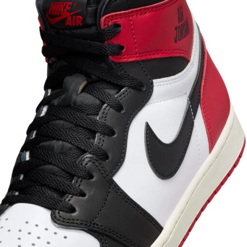 Air Jordan 1 Retro High OG 'Black Toe Reimagined' DZ5485-106