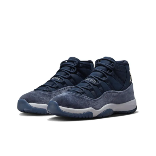 Air Jordan 11 Retro Velvet Midnight Navy - AR0715-441