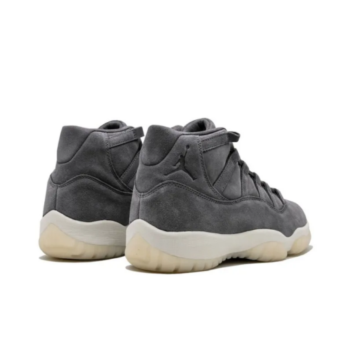 Air Jordan 11 Retro Pinnacle Grey Suede - 914433-003