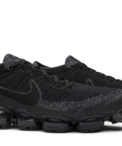 Air VaporMax Triple Black 849558-007