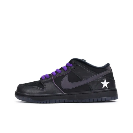 X Familia SB Dunk Low First Avenue Sneakers - DJ1159-001