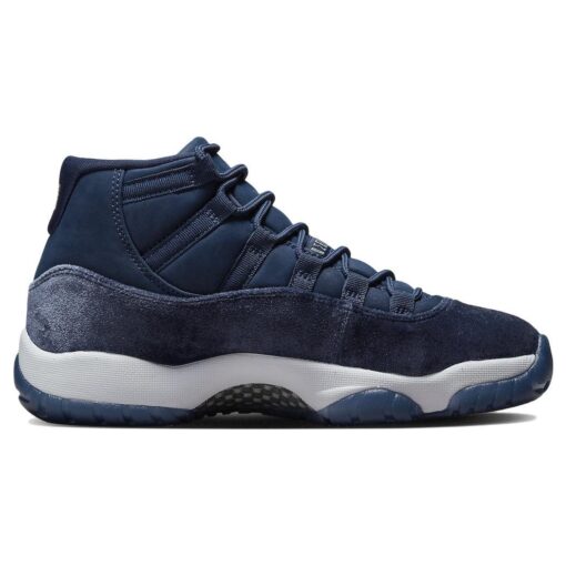 (WMNS) Air Jordan 11 Retro 'Midnight Navy Velvet' AR0715-441