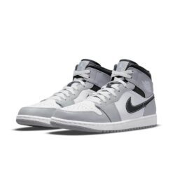 Air Jordan 1 Mid 'Light Smoke Grey' 554724-078