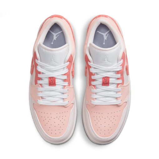 (WMNS) Air Jordan 1 Low SE 'Mighty Swooshers' DM5443-666
