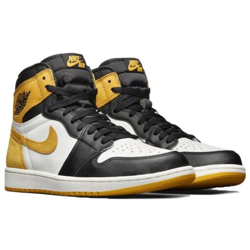 Air Jordan 1 Retro High OG 'Yellow Ochre' 555088-109
