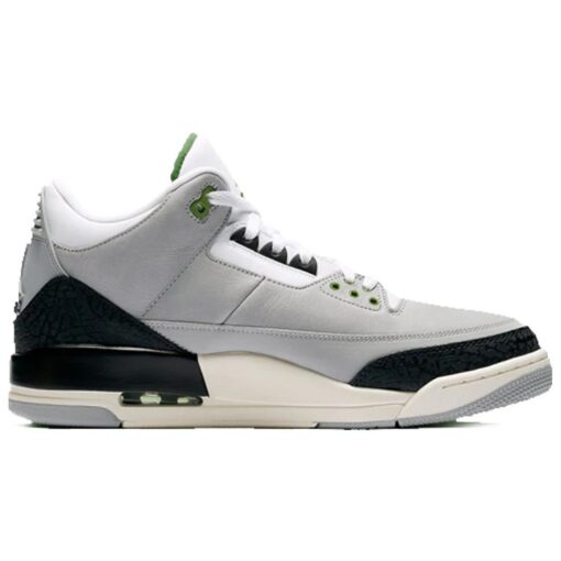 Air Jordan 3 Retro 'Chlorophyll' 136064-006