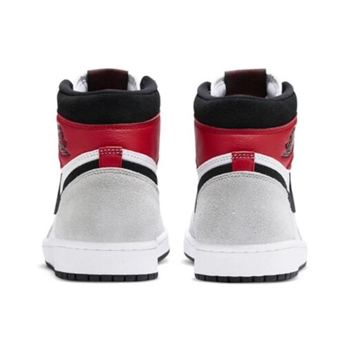 Air Jordan 1 Retro High OG 'Smoke Grey' 555088-126