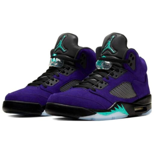 Air Jordan 5 Retro 'Alternate Grape' 136027-500