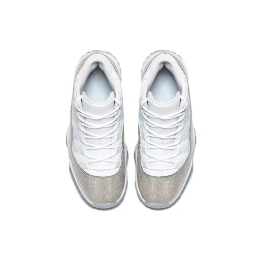 (WMNS) Air Jordan 11 Retro 'Vast Grey' AR0715-100