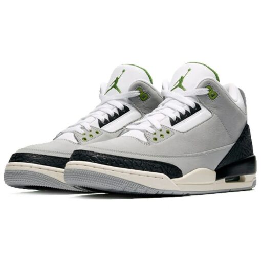 Air Jordan 3 Retro 'Chlorophyll' 136064-006