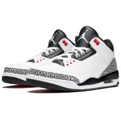 Air Jordan 3 Retro 'Infrared 23' 136064-123