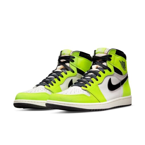 Air Jordan 1 Retro High OG 'Visionaire' 555088-702