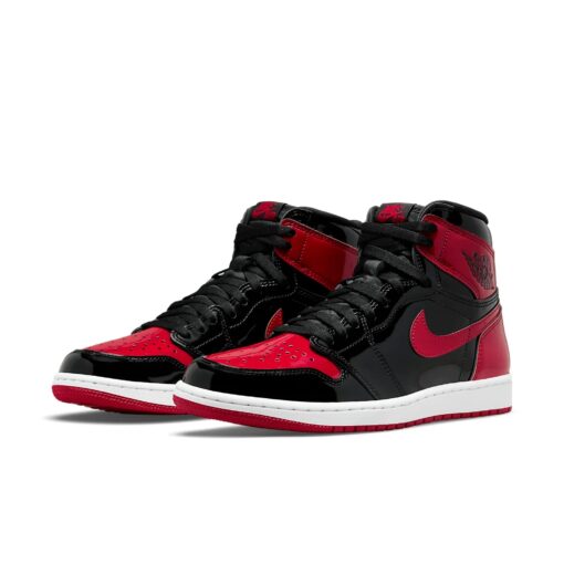 Air Jordan 1 Retro High OG 'Patent Bred' 555088-063