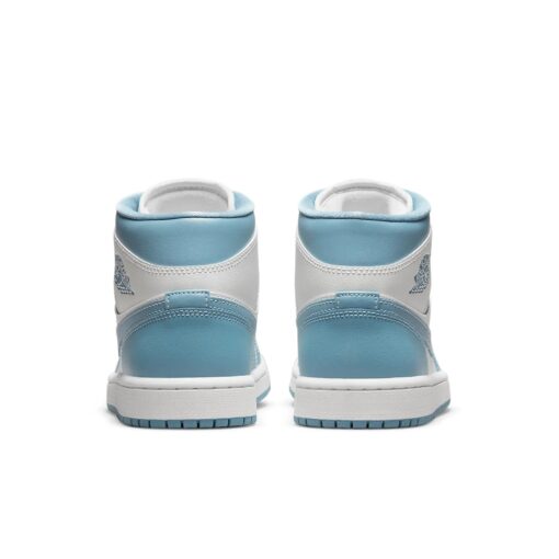 (WMNS) Air Jordan 1 Mid 'University Blue 2022' BQ6472-141