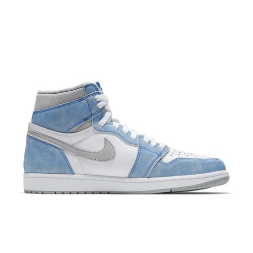 Air Jordan 1 Retro High OG 'Hyper Royal Light Smoke Grey' 555088-402