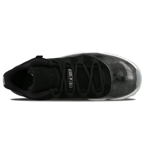 Air Jordan 11 Retro Low 'Barons' 528895-010