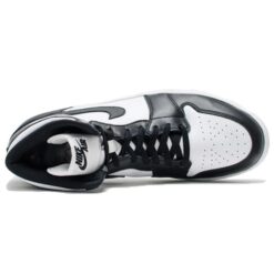 Air Jordan 1 Retro High OG 'Black White' 555088-010