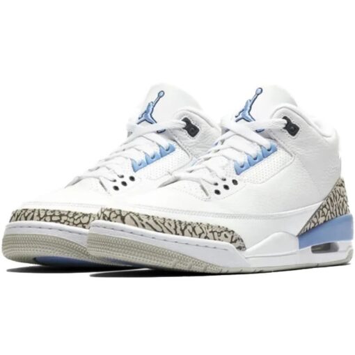 Air Jordan 3 Retro 'UNC' CT8532-104