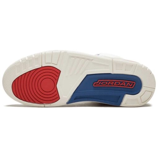 Air Jordan 3 Retro 'International Flight' 136064-140