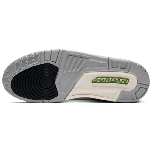Air Jordan 3 Retro 'Chlorophyll' 136064-006