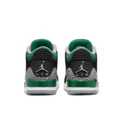 Air Jordan 3 Retro 'Pine Green' CT8532-030