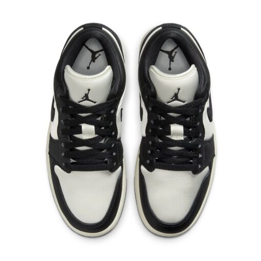 (WMNS) Air Jordan 1 Low SE 'Vintage Panda' FB9893-101